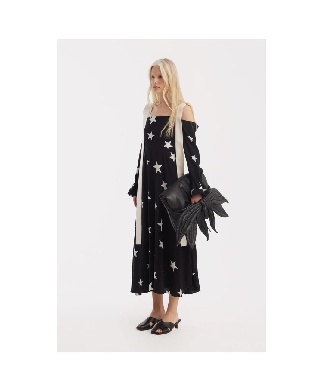 Julia Allert Blue Off-Shoulder Midi Dress With Contrast Straps – Print Stars