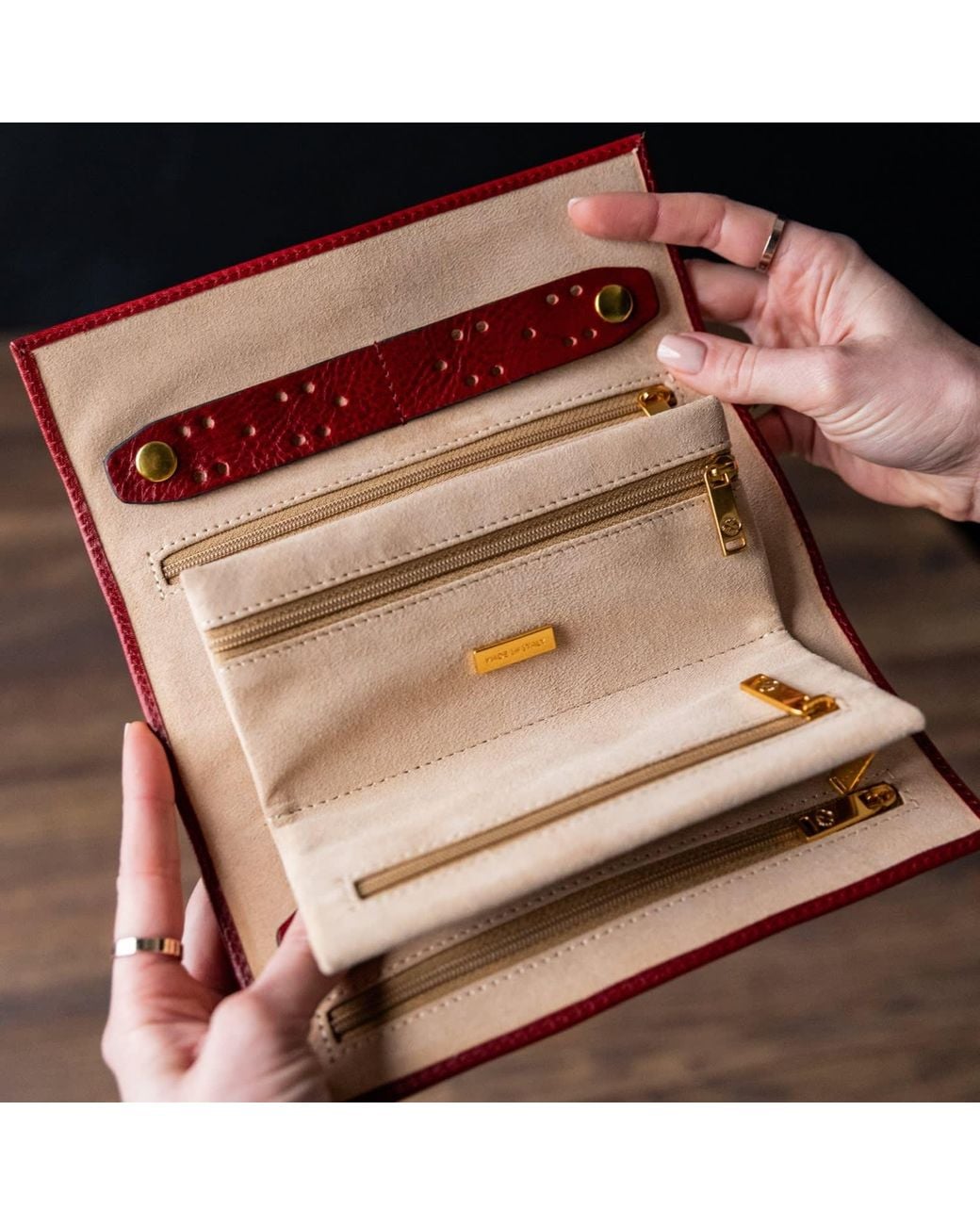 Time Resistance Red Leather Jewelry Case
