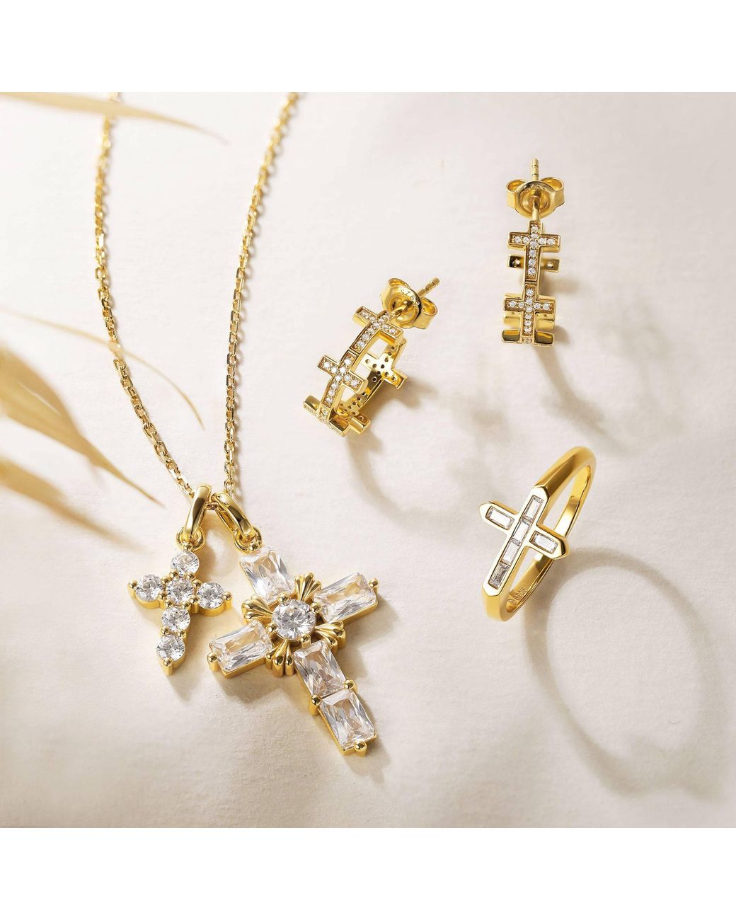 Vanimy Metallic Byzantine Double Crosses Pendant Necklace