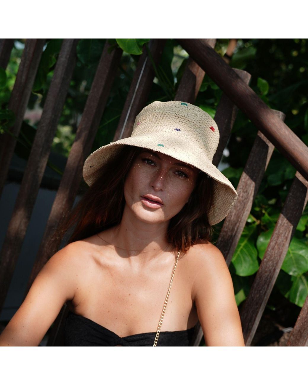 Zanatany Concepts Natural Pompom Hat