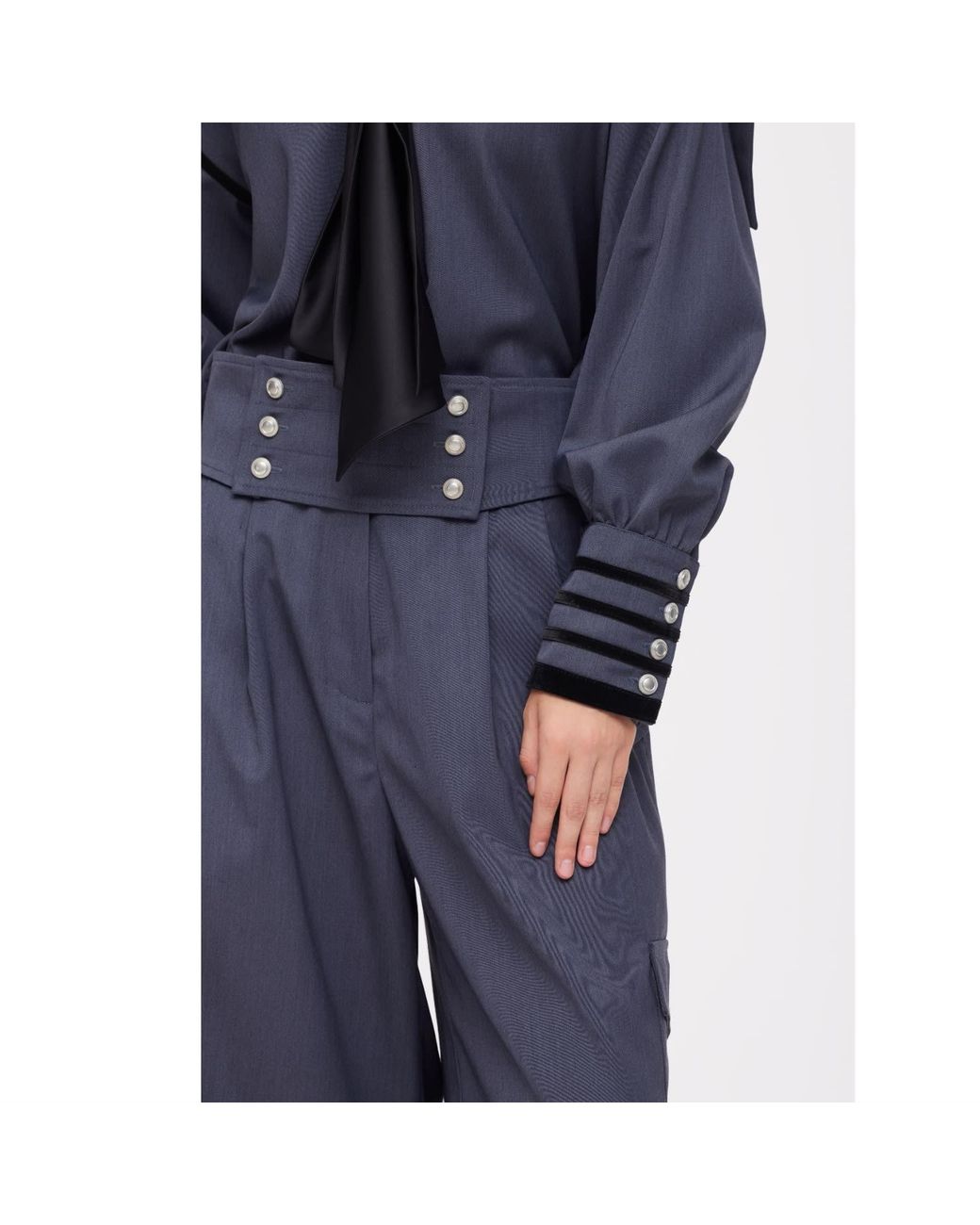 Julia Allert Blue Contrast Piping Sailor Collar Tie Front Blouse –