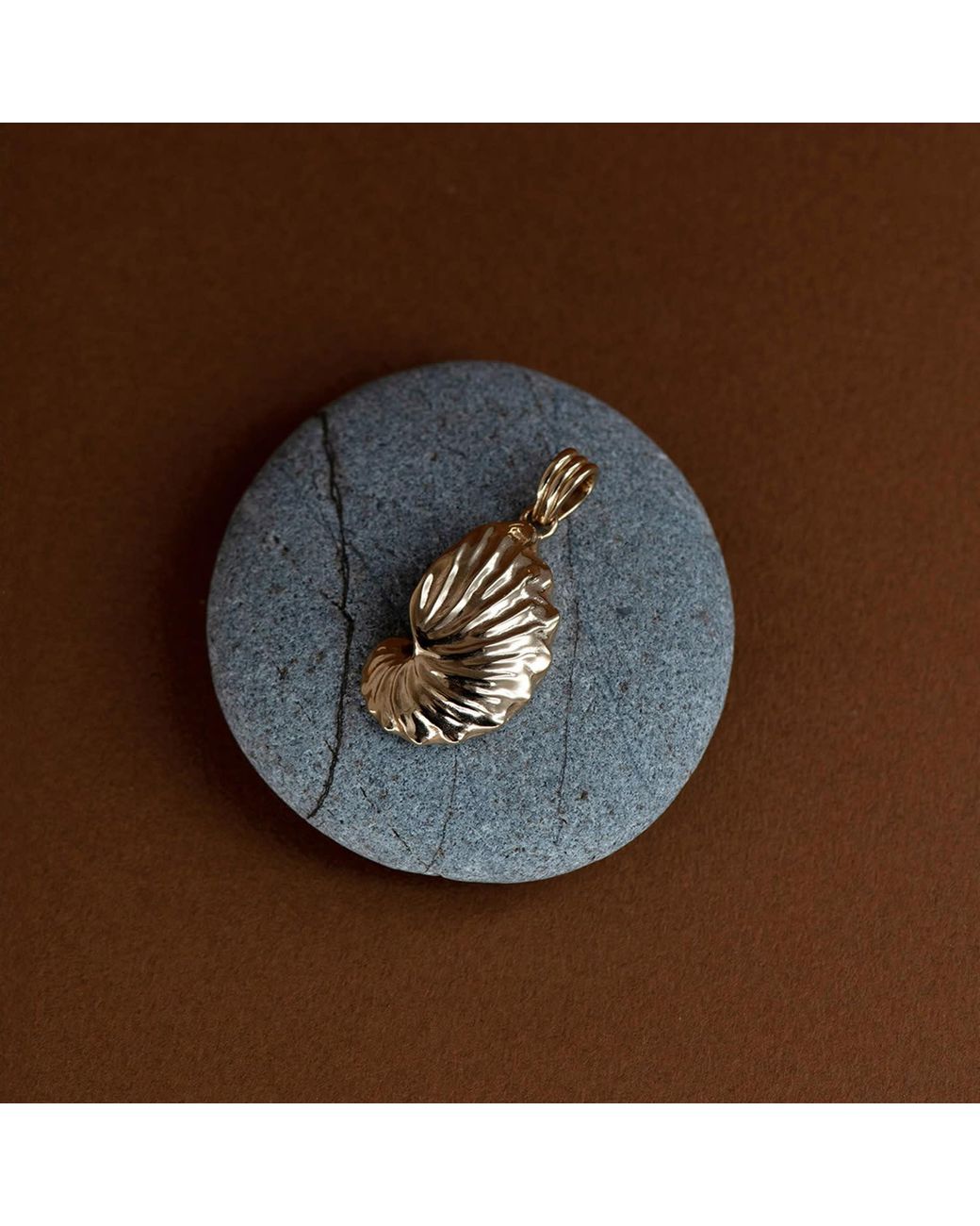 Zoe & Morgan Metallic Paper Nautilus Charm