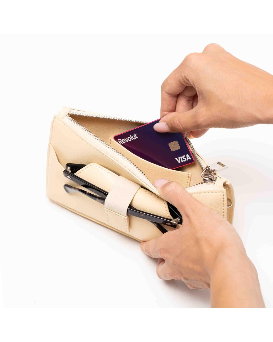Naoa Natural Neutrals Lunette+ Apple Leather Crossbody Cream
