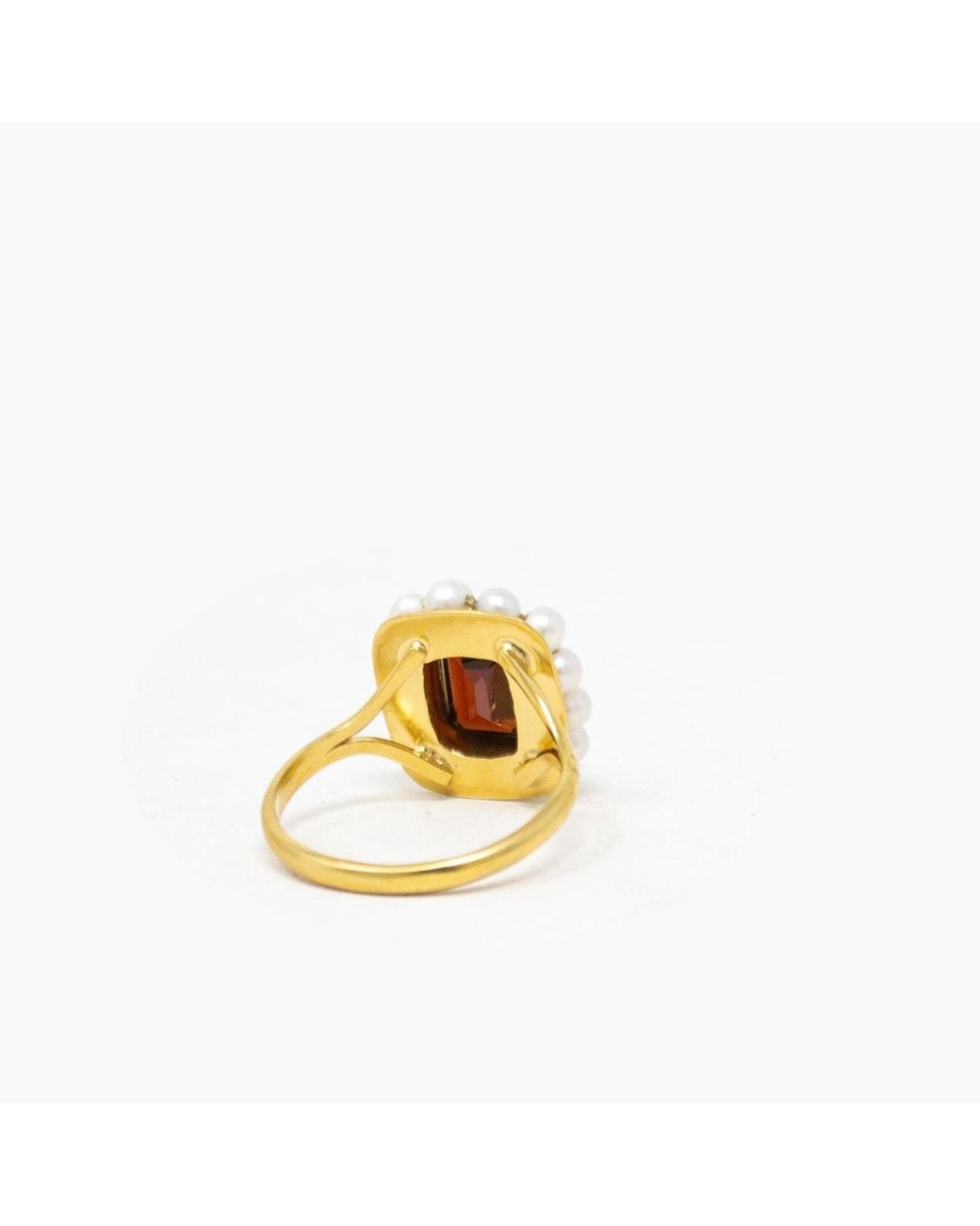 Vintouch Italy Metallic Luccichio Garnet Ring With Pearls