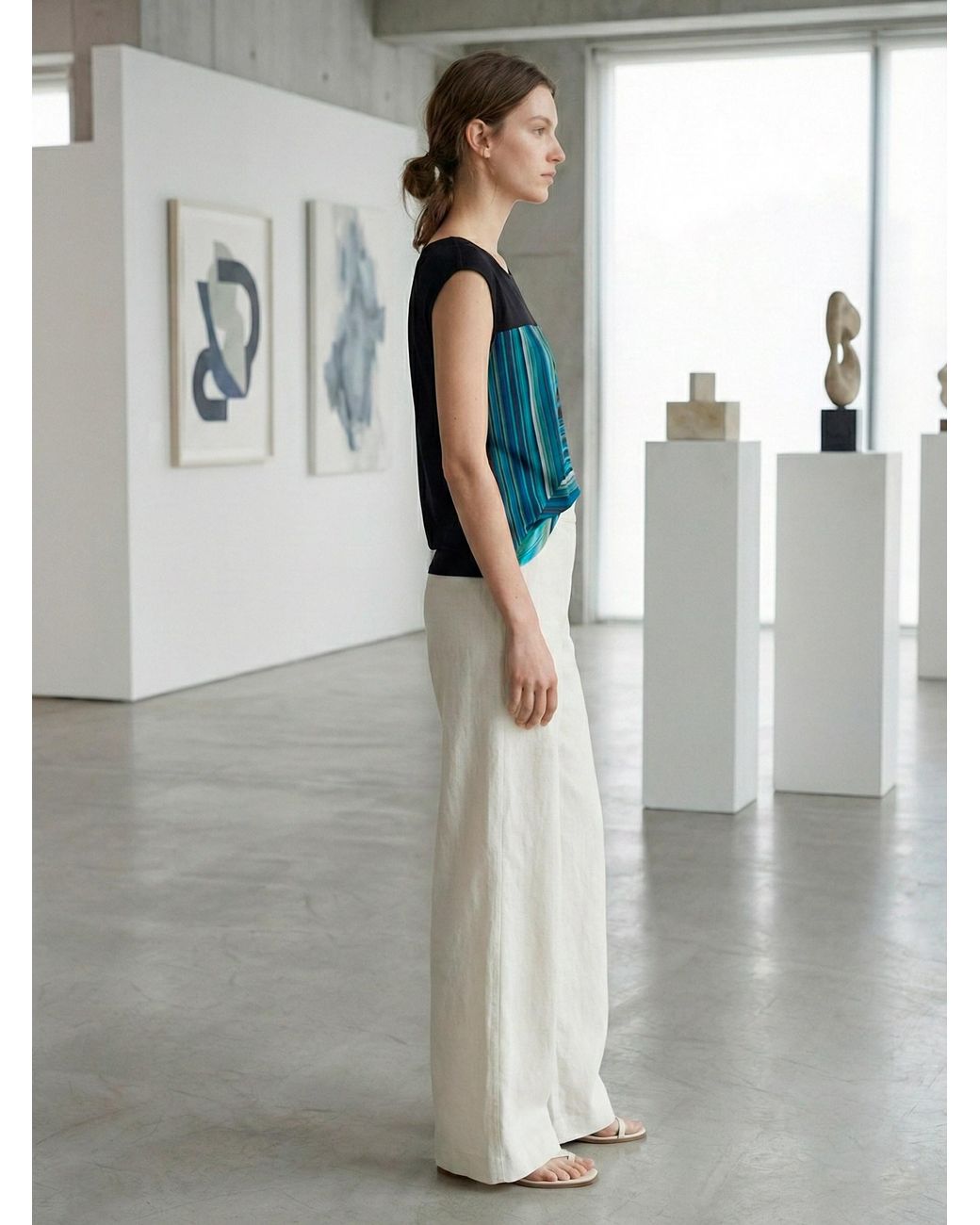Conquista Blue Geometric Stripe Sleeveless Top — Modern Lines, Bold Color & Effortless Sophistication
