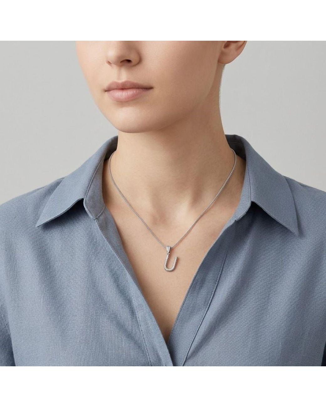 Bellus Domina Metallic Sterling Letter U Pendant