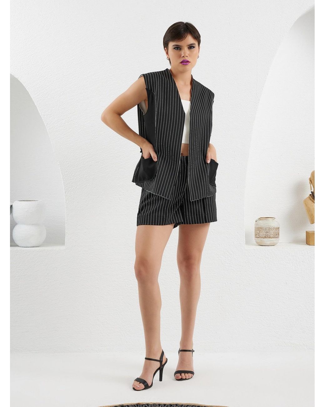 Lumina Eligma Black The Yacht Vest