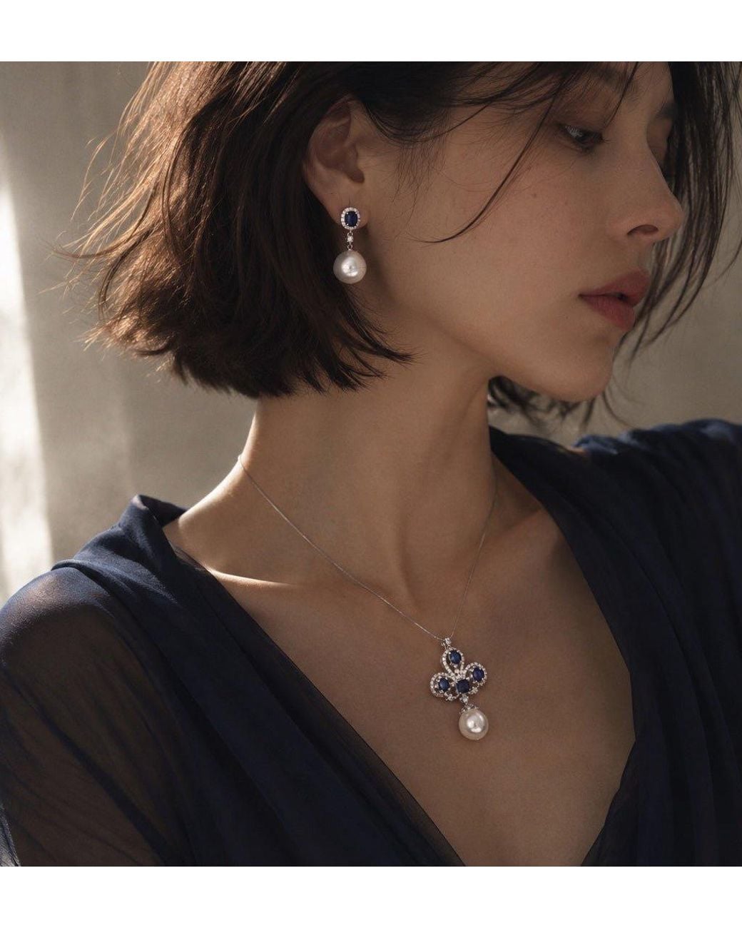 Ninemoo Blue Royal Pearl Earrings