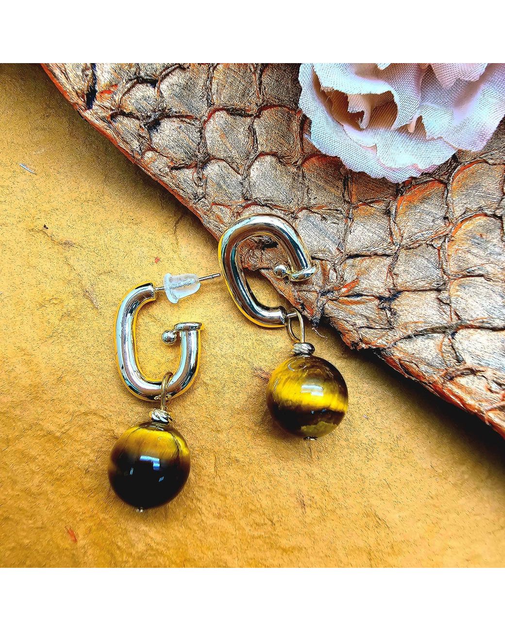 Farra Metallic Classical Tiger Eye With Shell Pendant Necklace And Earrings Jewelry Set