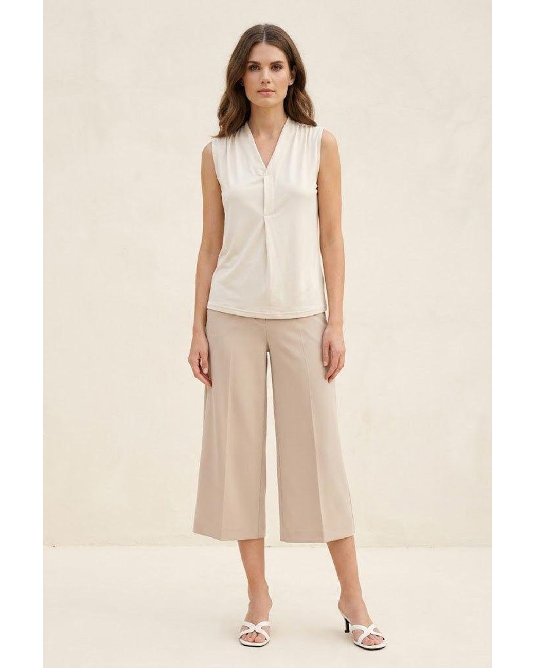 Conquista White Neutrals Pleated V-Neck Sleeveless Top