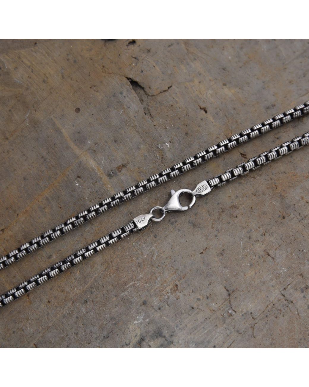 Altar™ Ornaments Co. Metallic Omega Chain for men