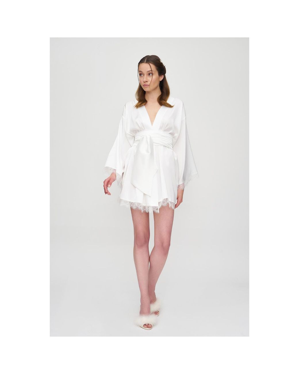 Avenue 8 White Lace Detailed Mini Robe With Custom Embroidery