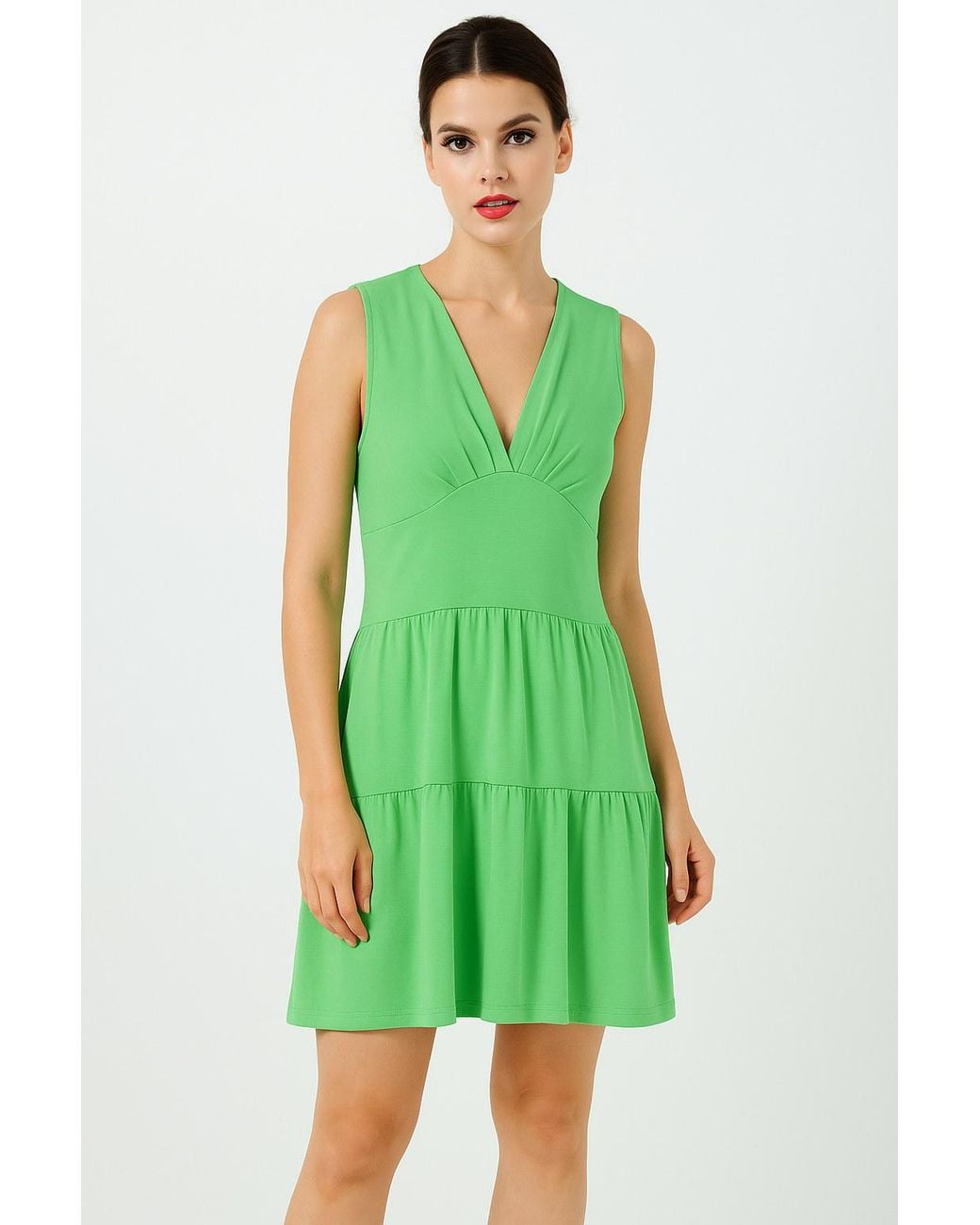 Conquista Green Apple Sleeveless V-Neck Jersey Dress – Loose Fit, Knee-Length