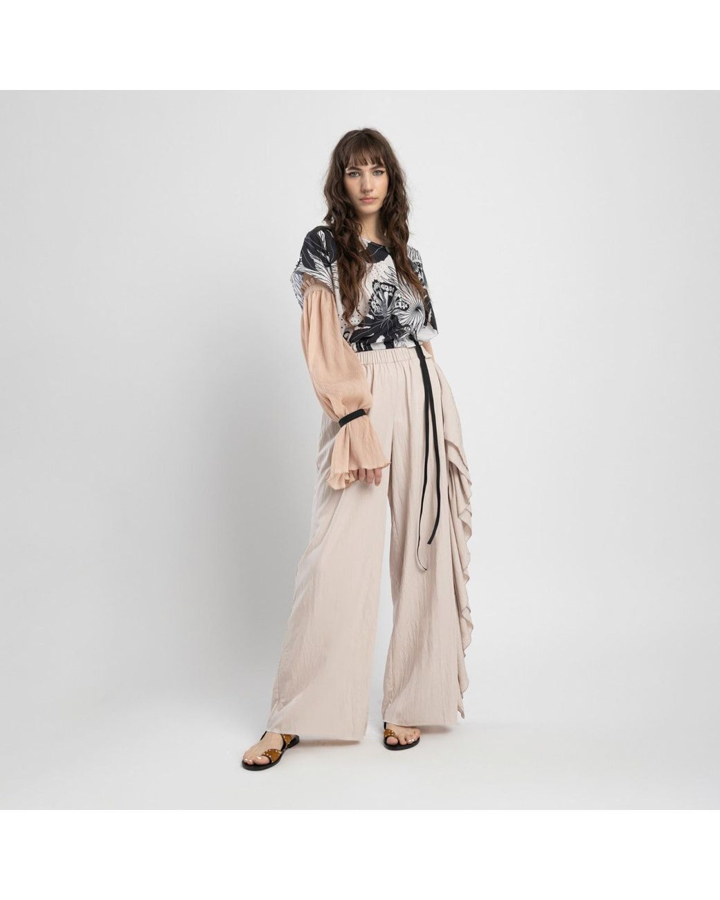 ARTISTA Black Neutrals Epic Puffy Sleeve Top