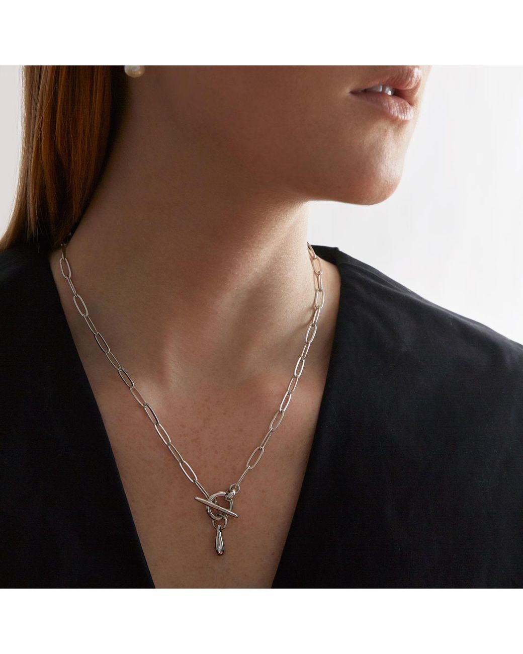 Biko Jewellery Metallic Fine Chainlink Collar