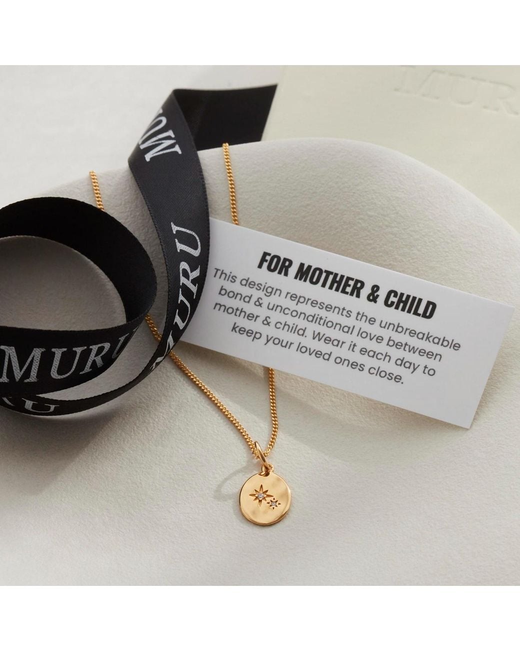 Muru Metallic Mother And Child Necklace