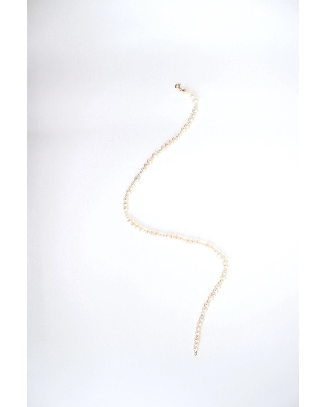 LABRO White Piccolo Necklace
