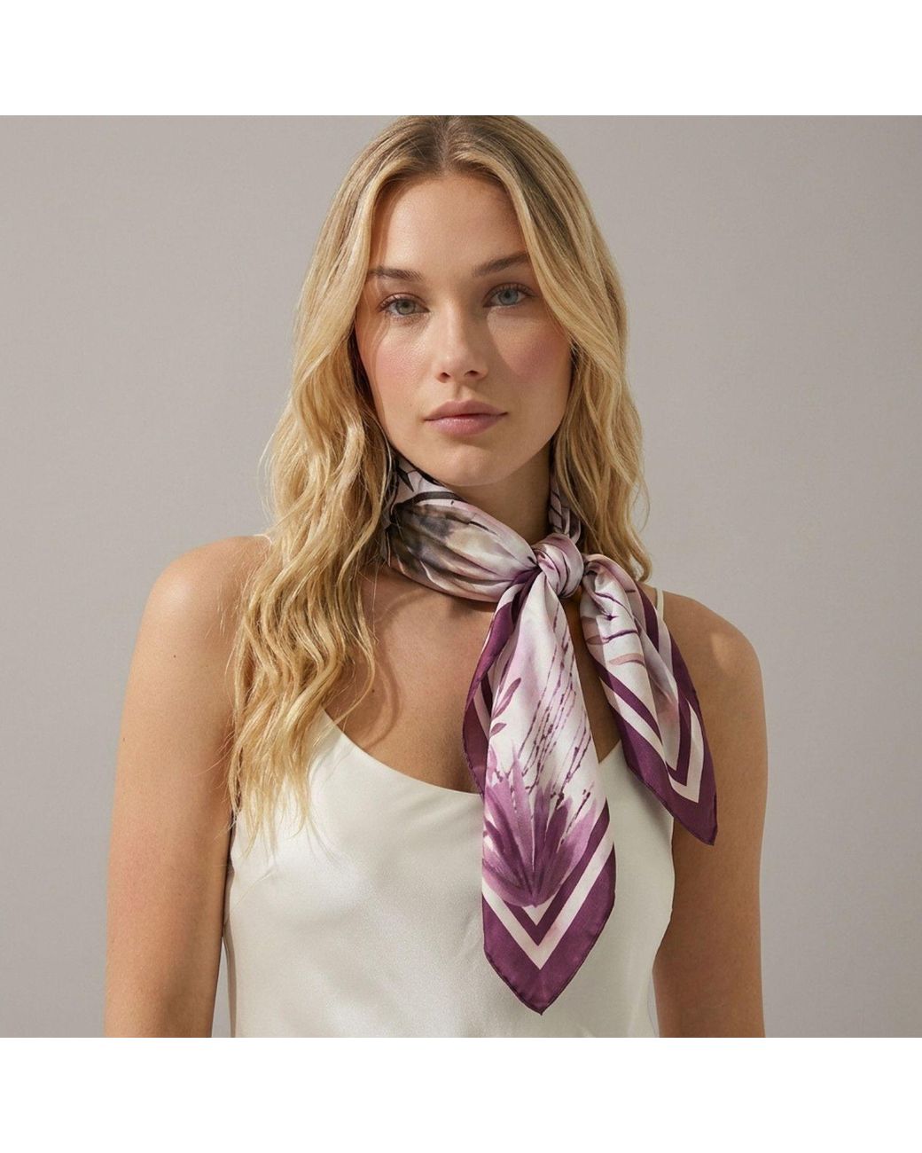 Hi Silk Blue Beautiful Botanicals Large Square Silk Twill Scarf