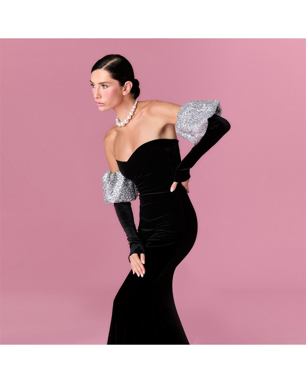 Nur Karaata Black Anastelle Gown