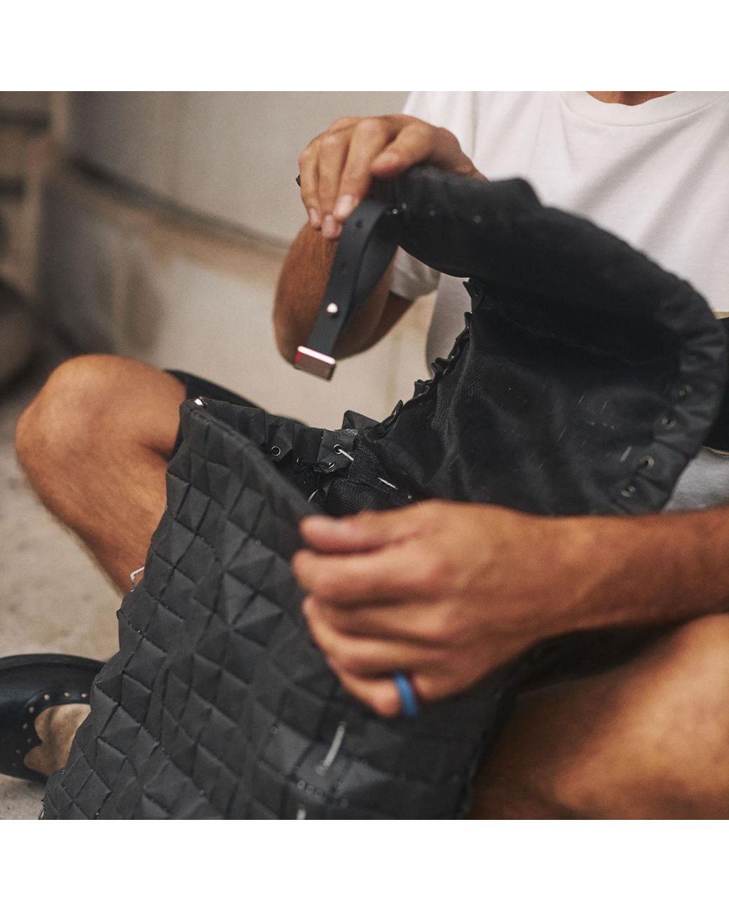 Monade Gray Backpack Regular Mate