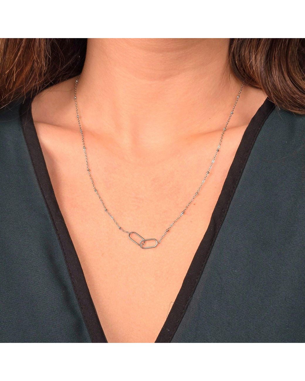 Harfi Metallic Interlocking Paperclip Infinity Necklace