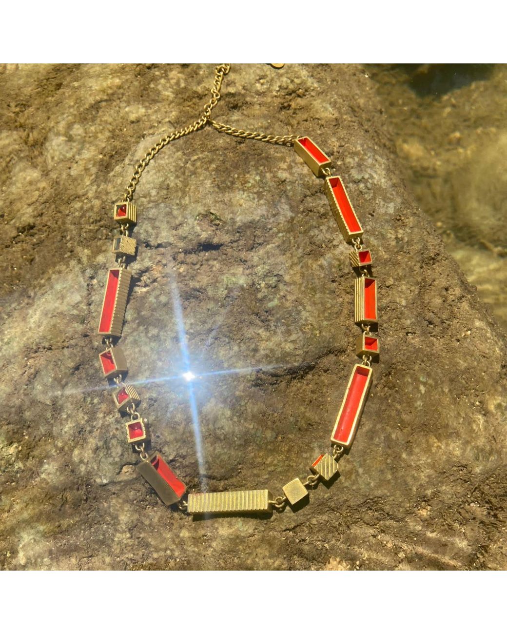 Zeworks Red Ava Sand