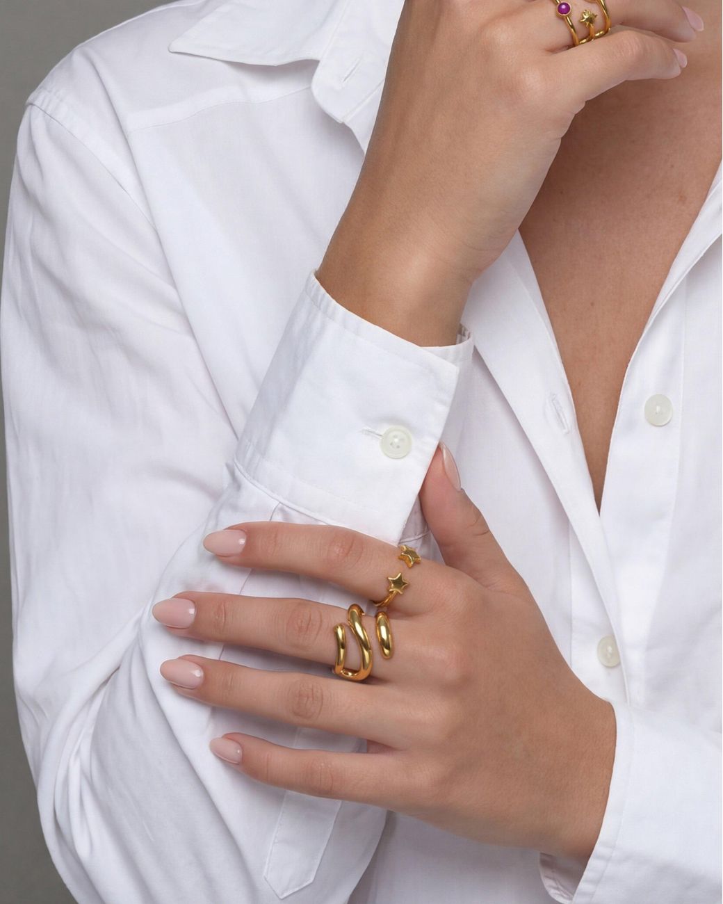 Elk & Bloom Metallic Double Star Dainty 14K Ring