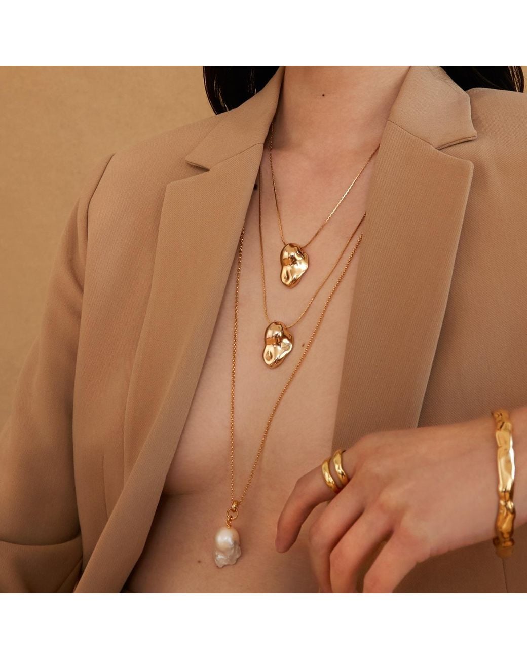 Biko Jewellery Metallic Barroco Pearl Pendant