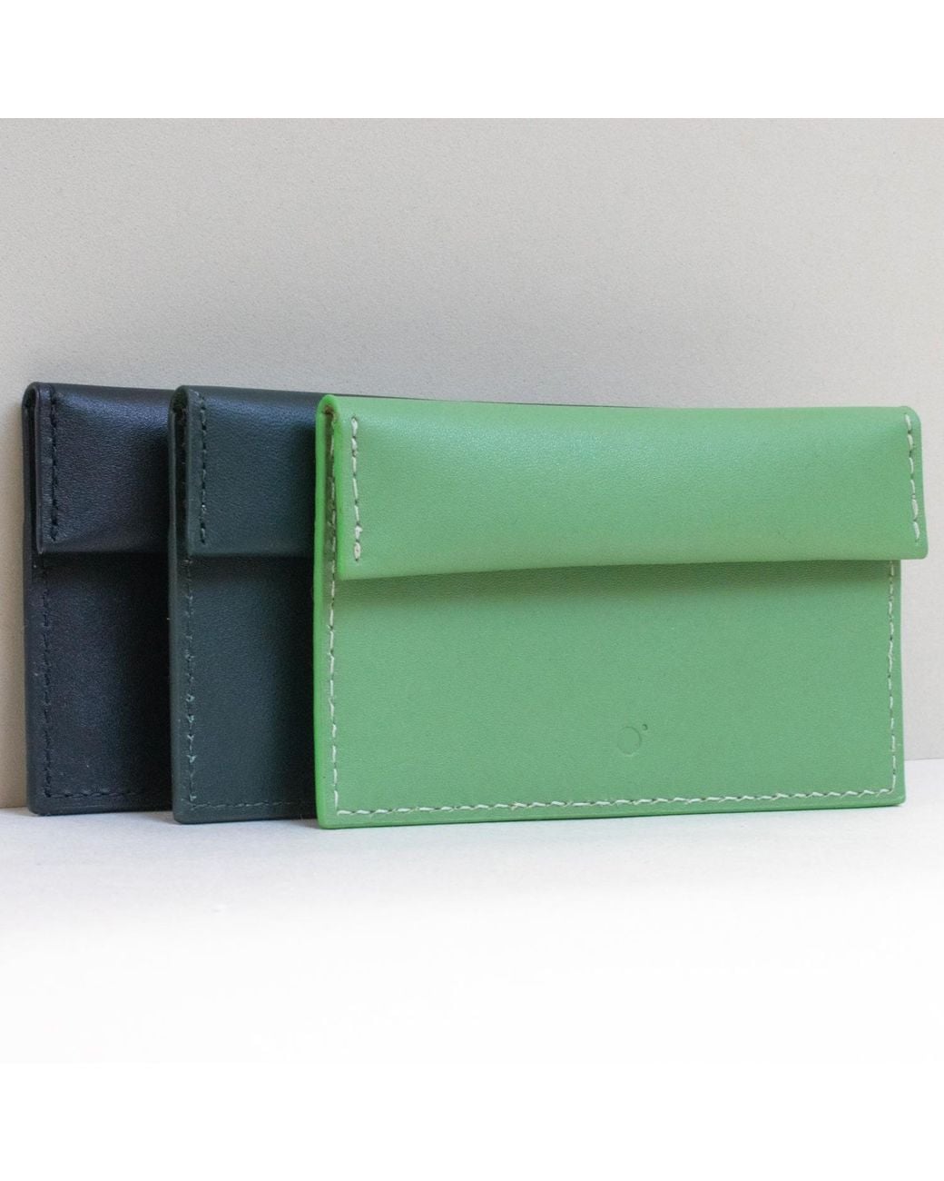 godi. Brown Compact Leather Coin And Card Holder for men
