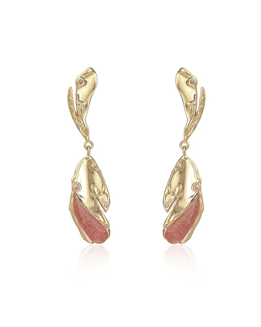 Rare Matters Jewelry Metallic Strawberry Quartz Wave Drop Earrings