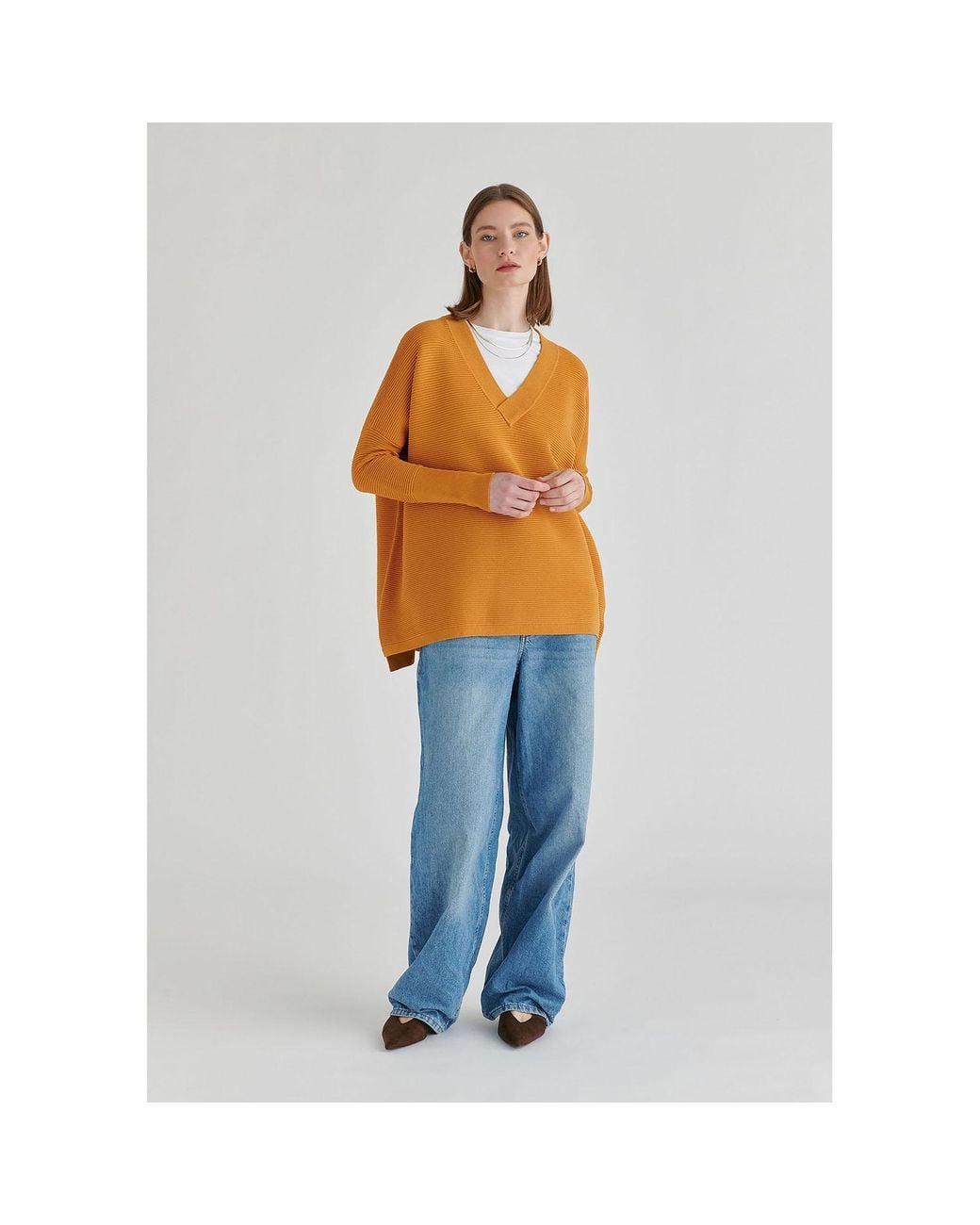Paisie Orange V-Neck Ribbed Jumper