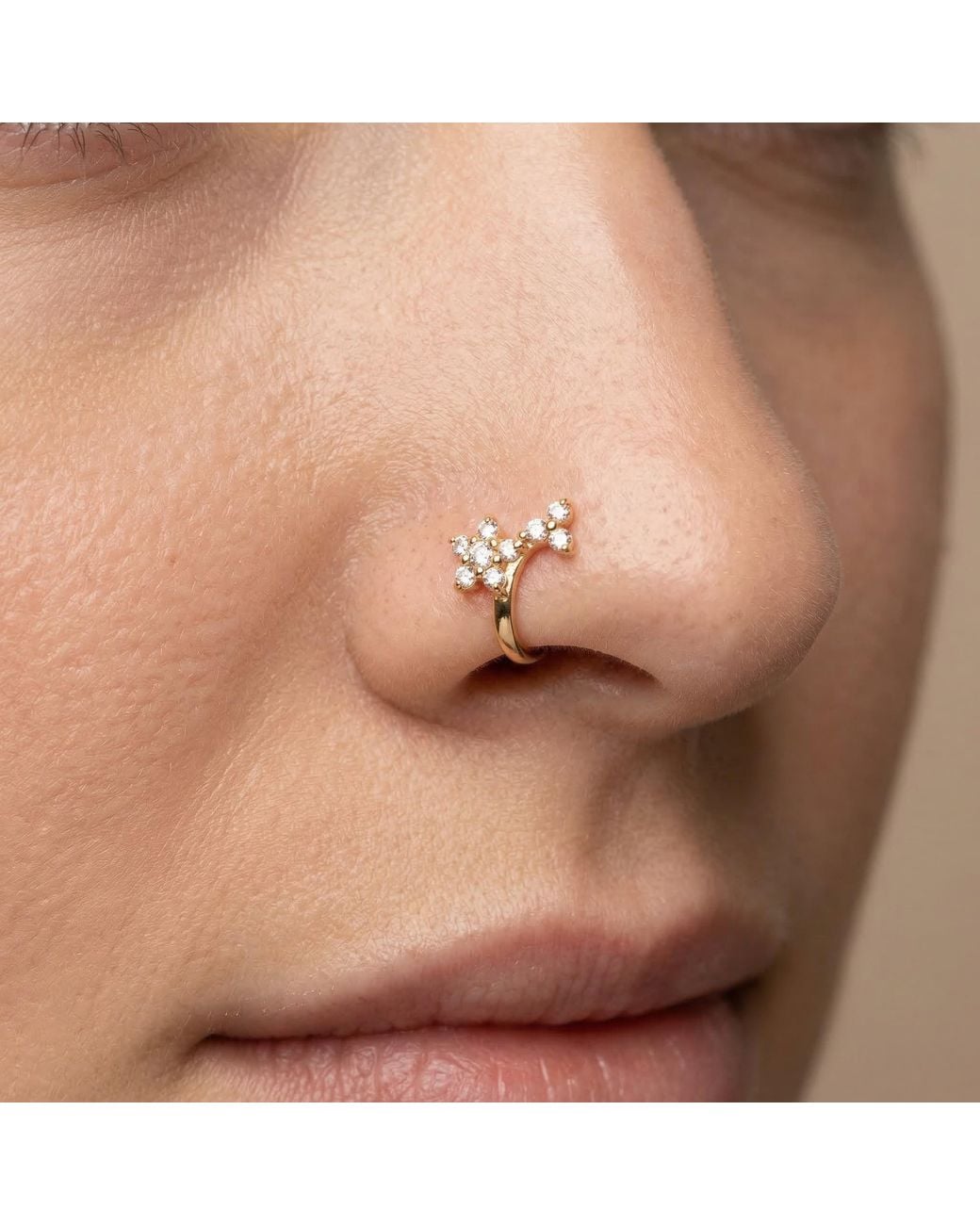 Zahav Jewelry Metallic 10K Solid 20G Flower Round Cz Cluster U Post Nose Stud
