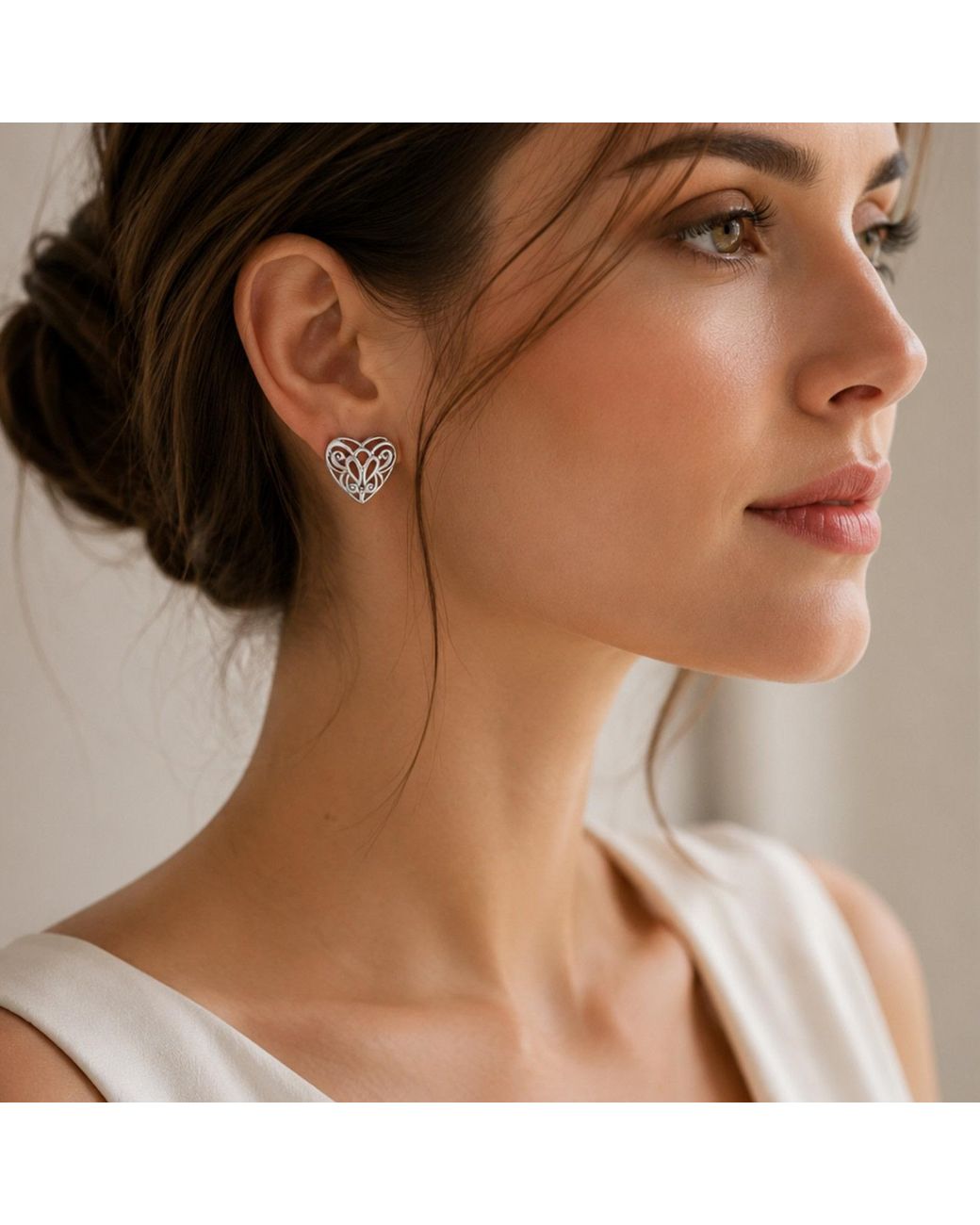 Unaloe Metallic Sterling Heart Stud Earrings – Openwork Filigree Design – Handmade Italian Jewelry For