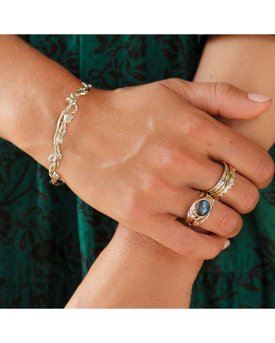 Isla Silver Blue Unique Iridescent Labradorite Ring