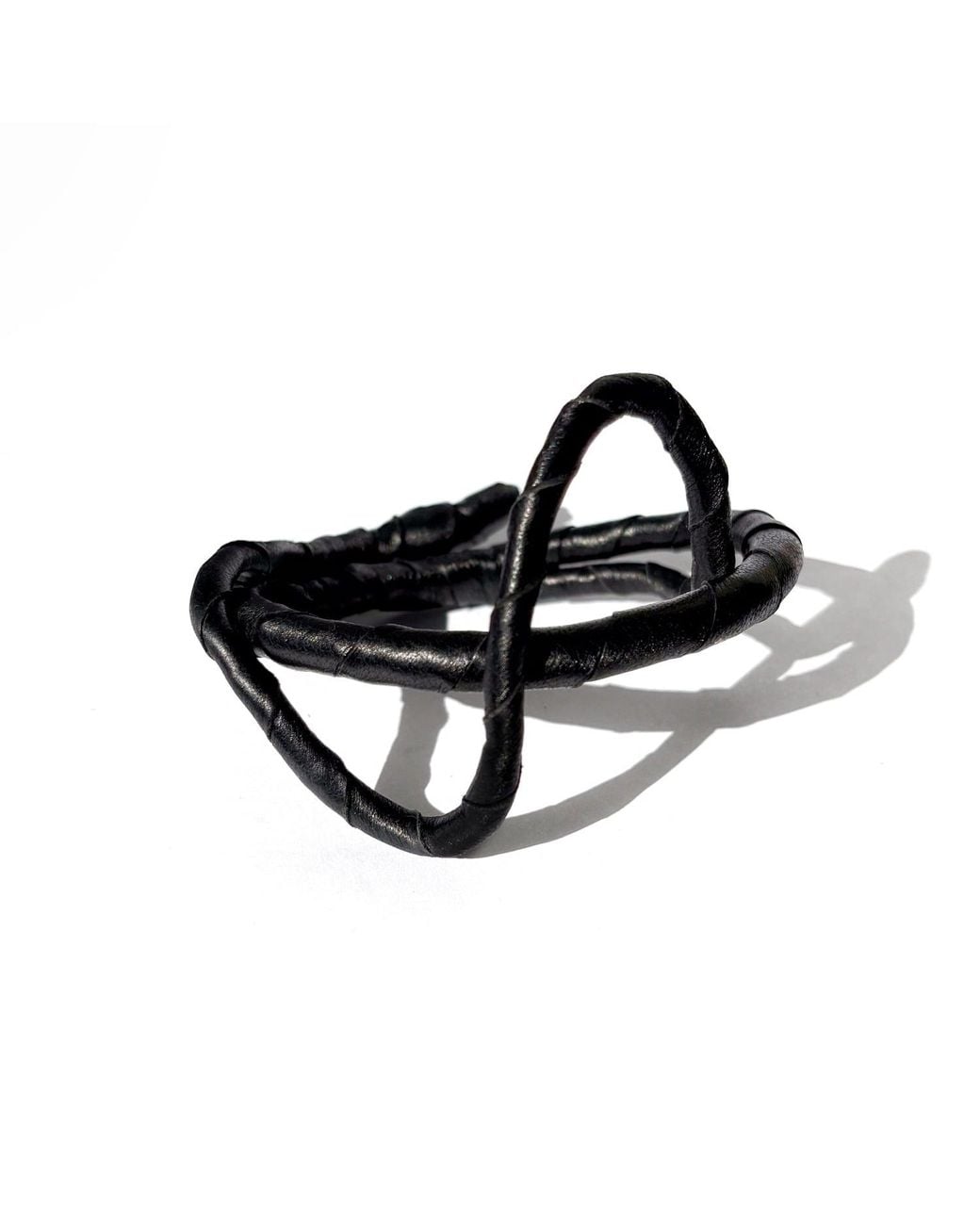WAIWAI Black Bend Sculptural Choker