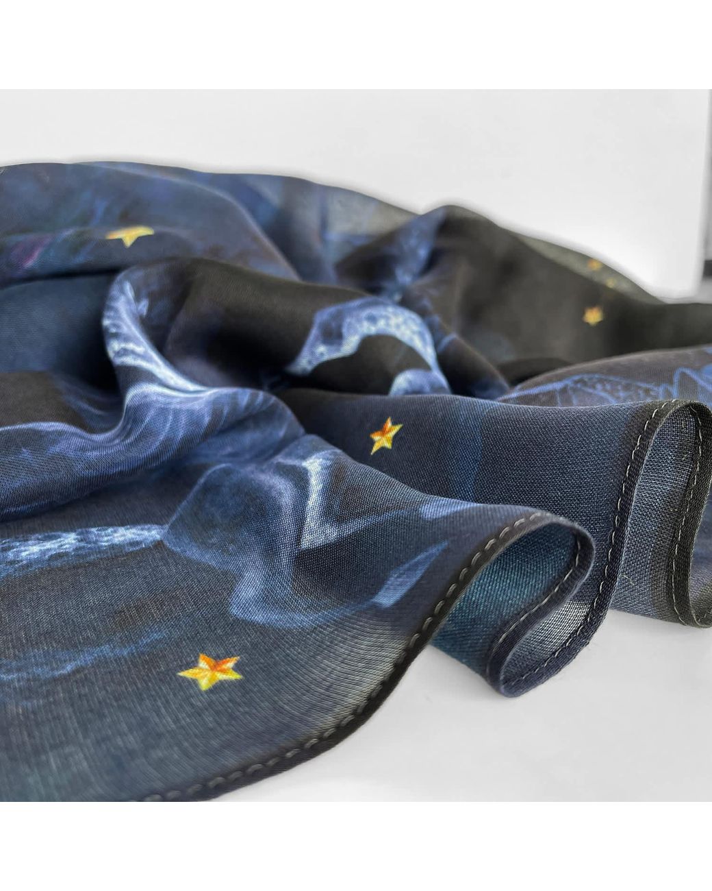 VETKA Blue Big Square Modal Scarf Pegas Dark