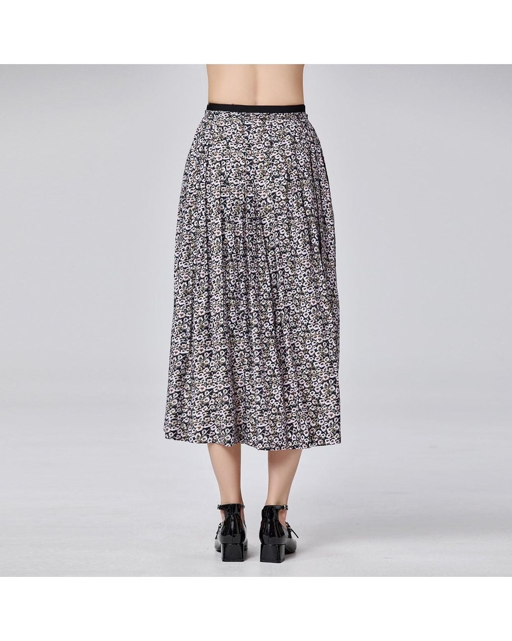 Smart and Joy Gray Flared Printed Skirt With Elastic Waistband