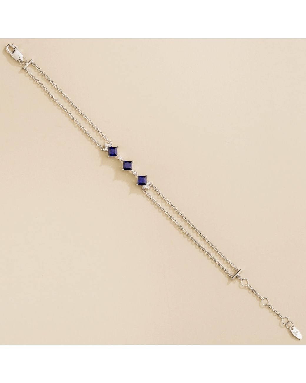 Juvetti Blue Forma Bracelet Set With Sapphire & Diamond