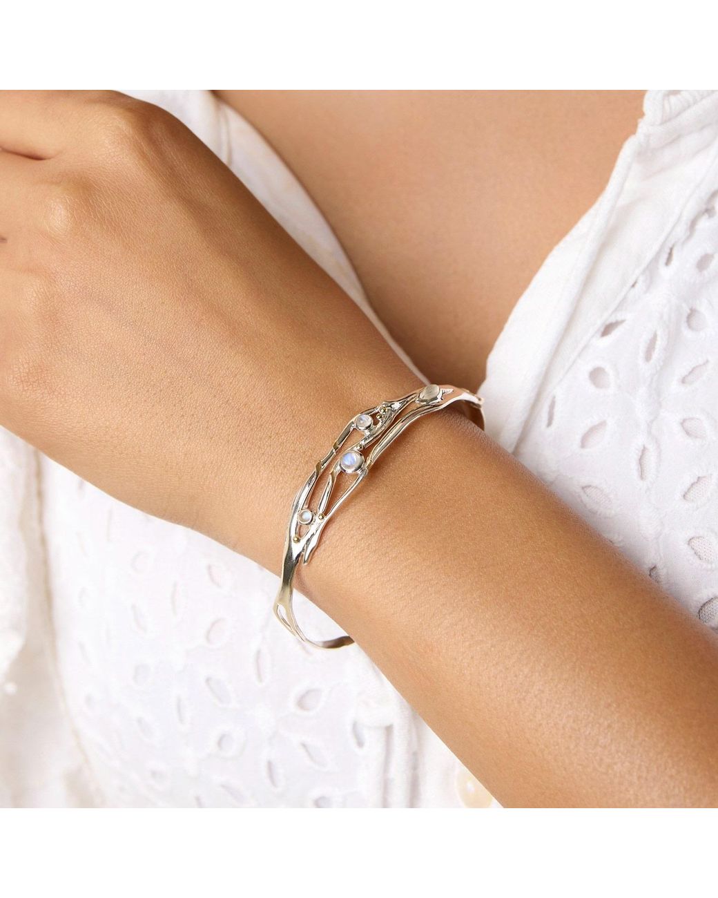 Isla Silver Metallic Moonstone Bangle