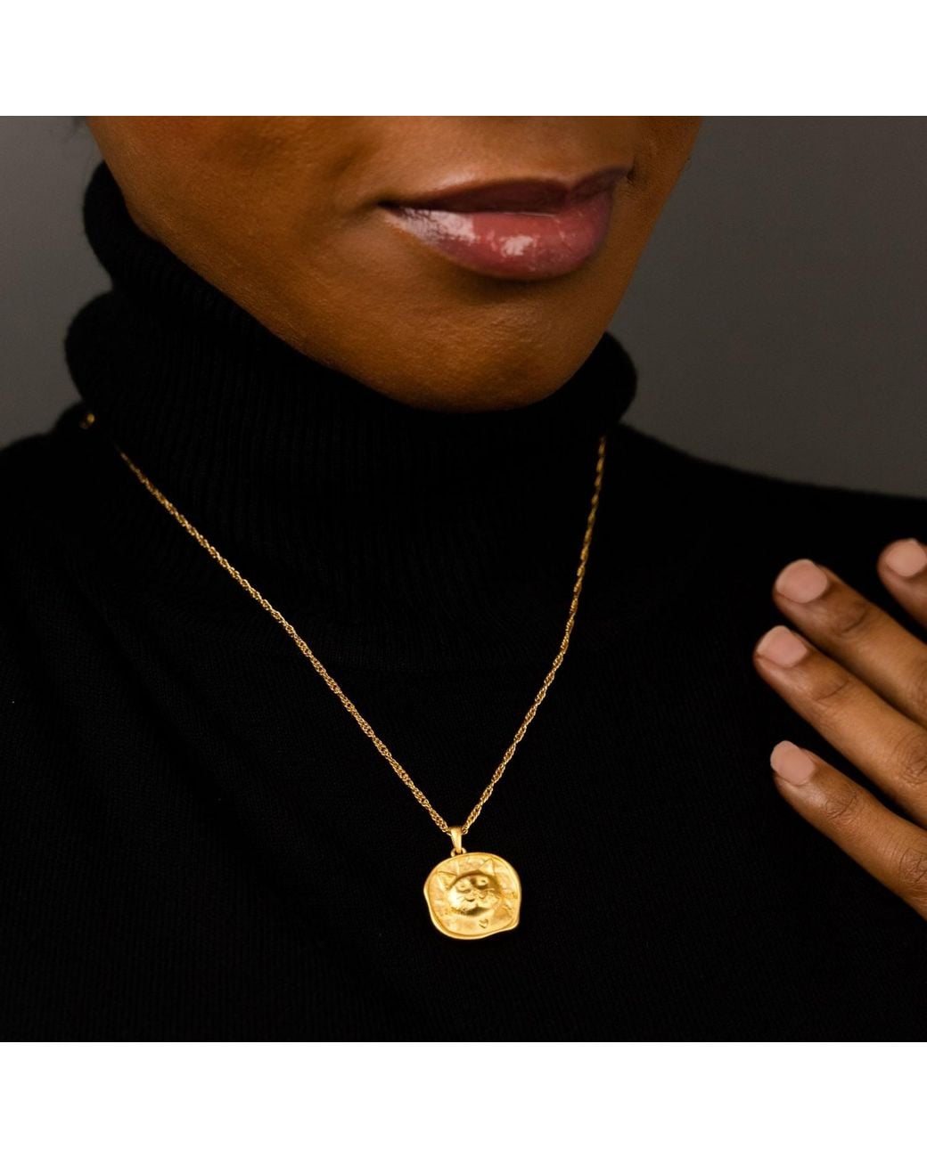 Frenvyrn Metallic Lars Reversible Cat Coin Necklace, Vermeil for men