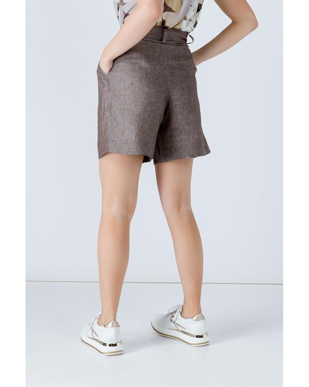 Conquista Brown Shorts