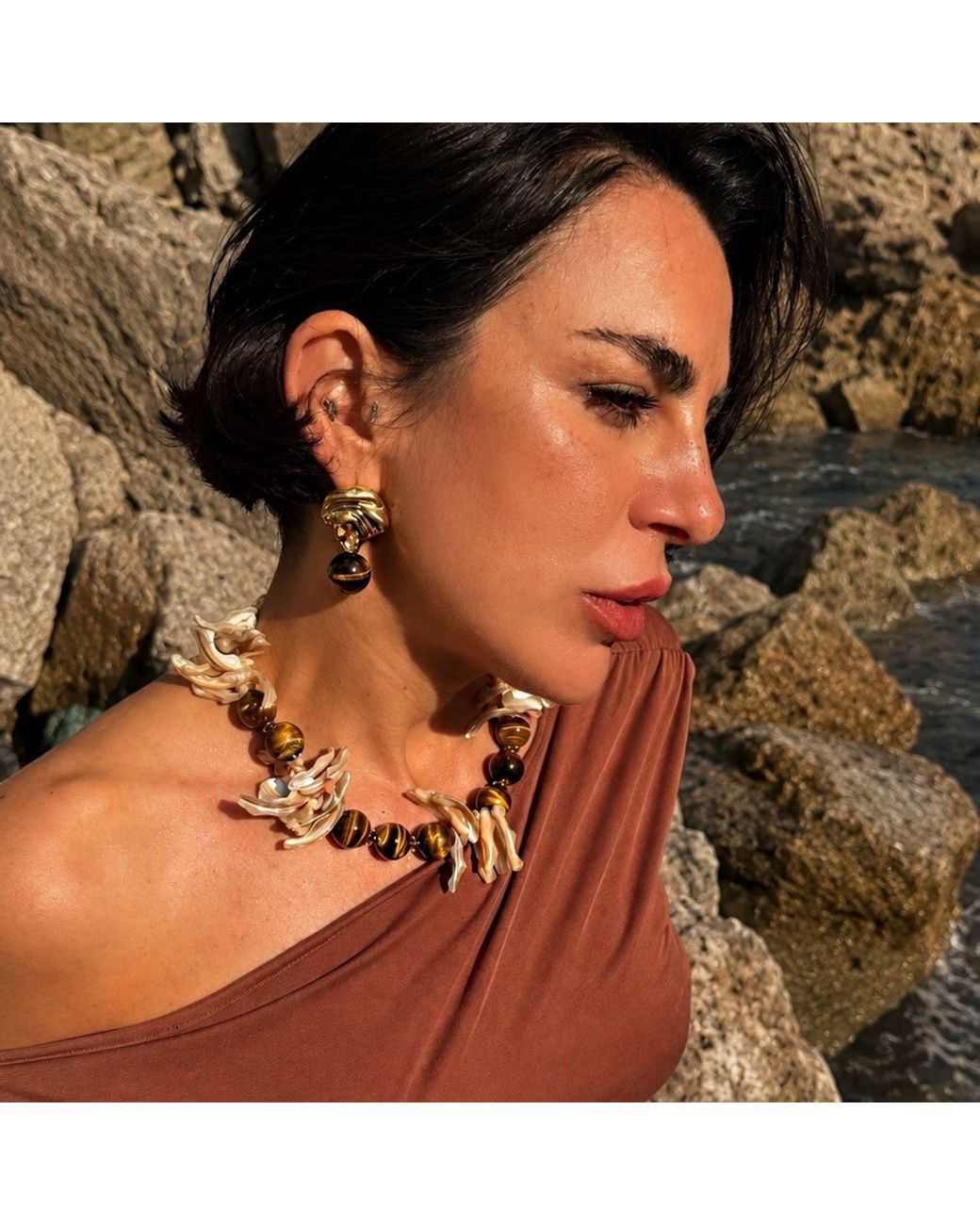 LINYA JEWELLERY Metallic Mother Of Pearl Tiger Eye Necklace