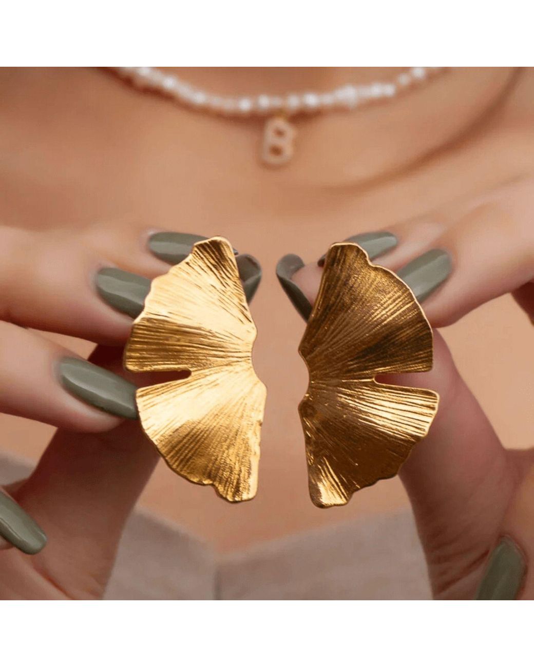 LINYA JEWELLERY Metallic Big Leaf Boho Earrings