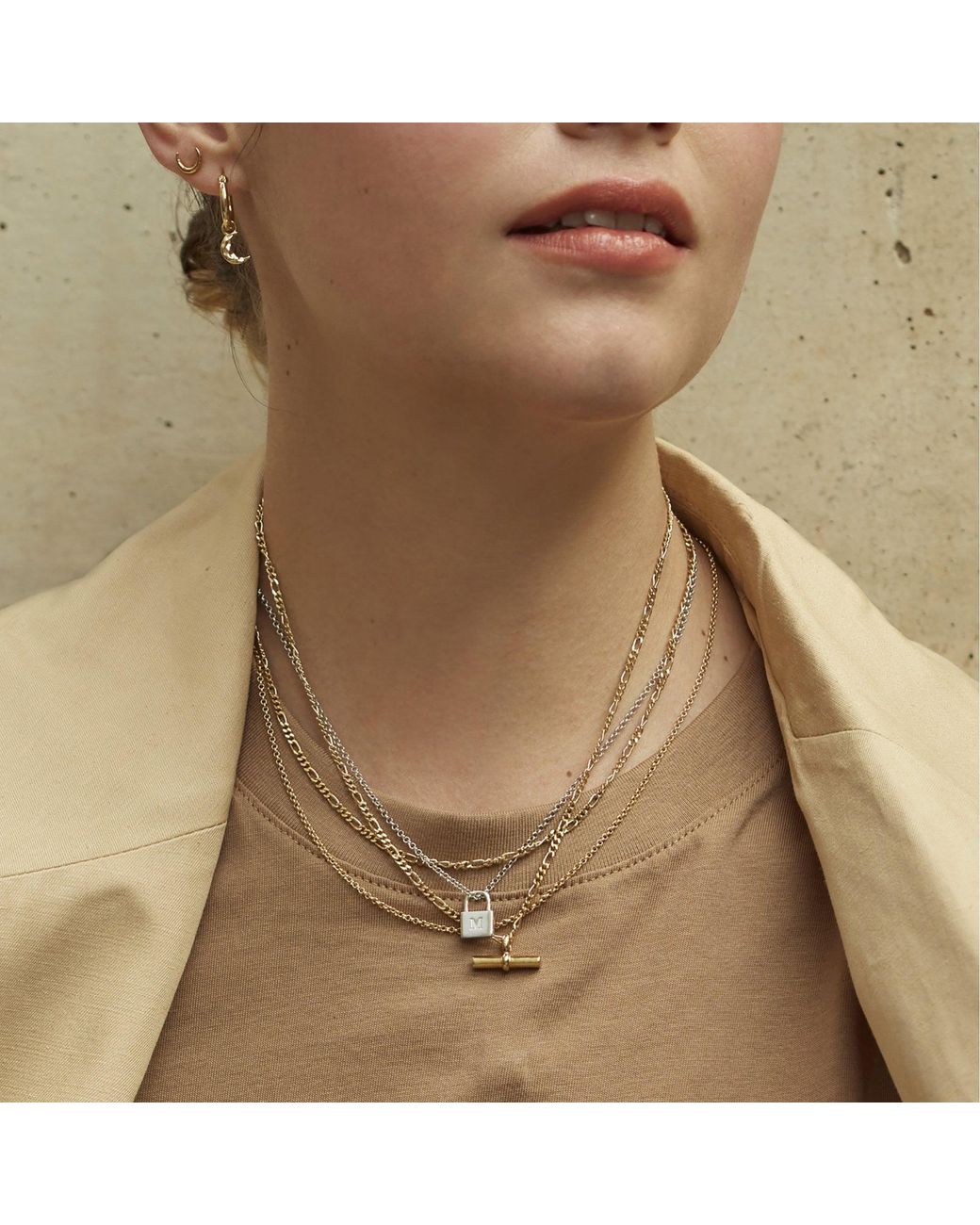 Muru Metallic Padlock Necklace