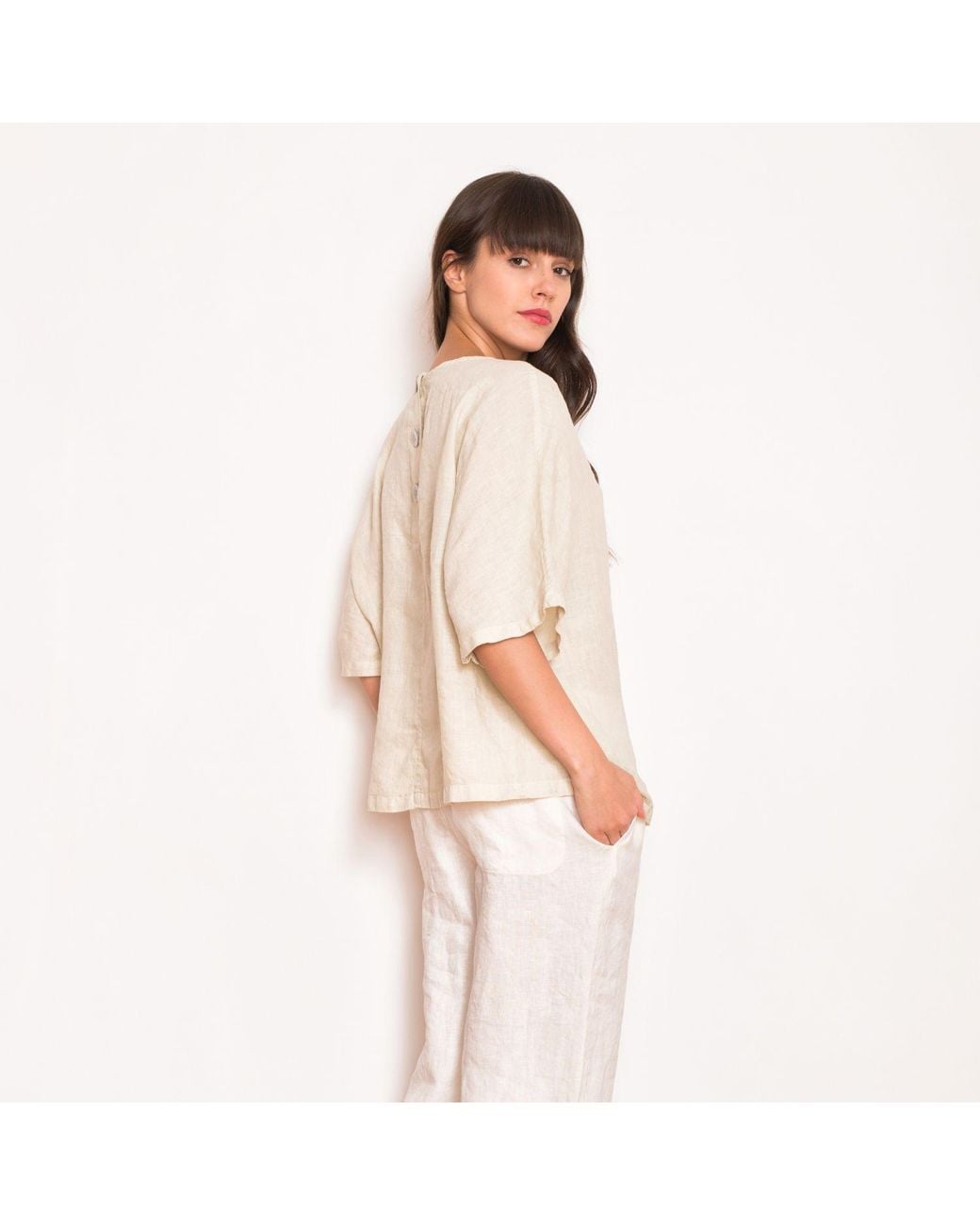 Haris Cotton Green Linen Curve Blouse With Back Buttons Emerald