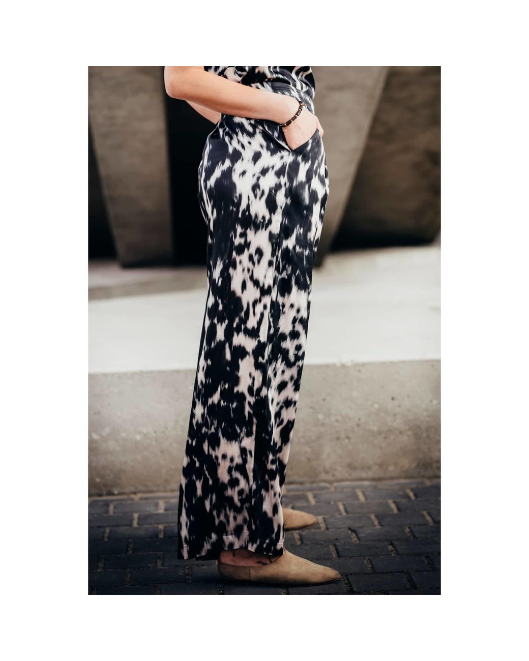 Oh!Zuza Black Neutrals Echo Viscose Satin Co-Ord Set – Print