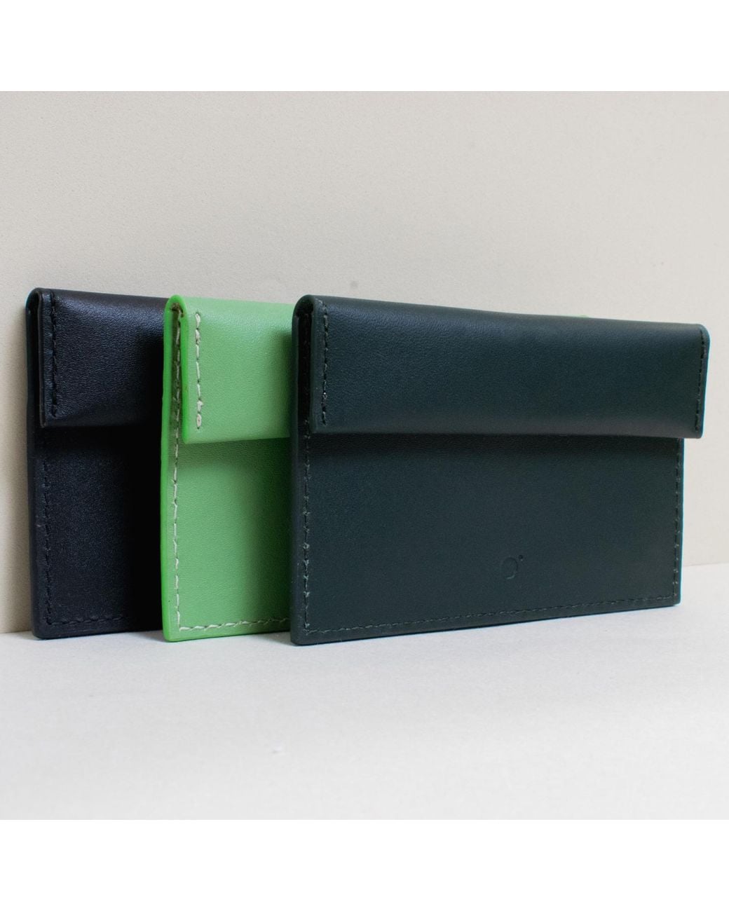 godi. Green Compact Leather Coin And Card Holder for men
