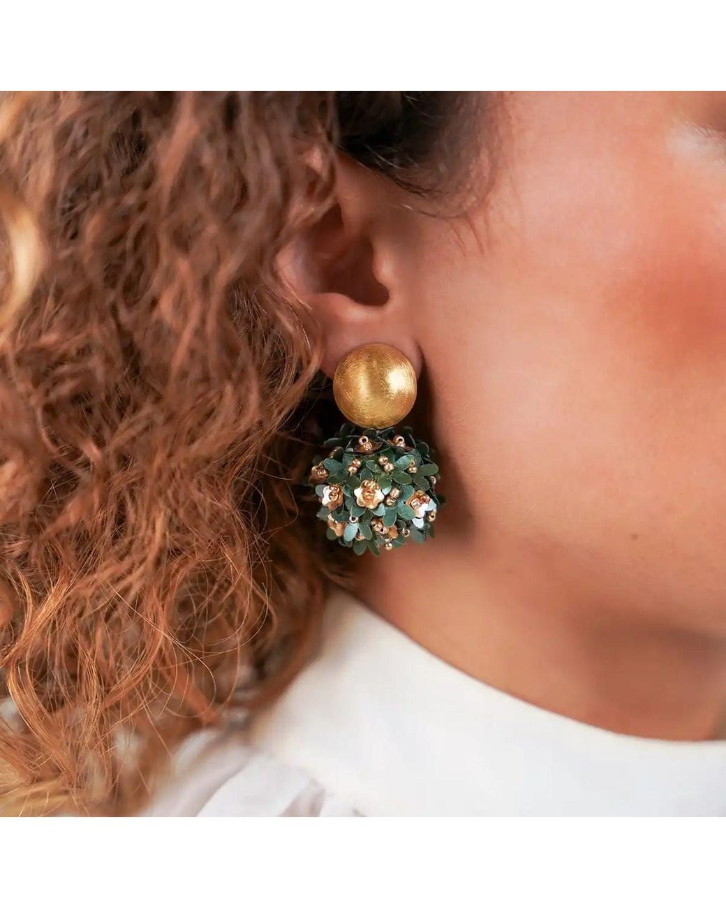 LOTT.gioielli Green Sequin Flower Globe Earrings M