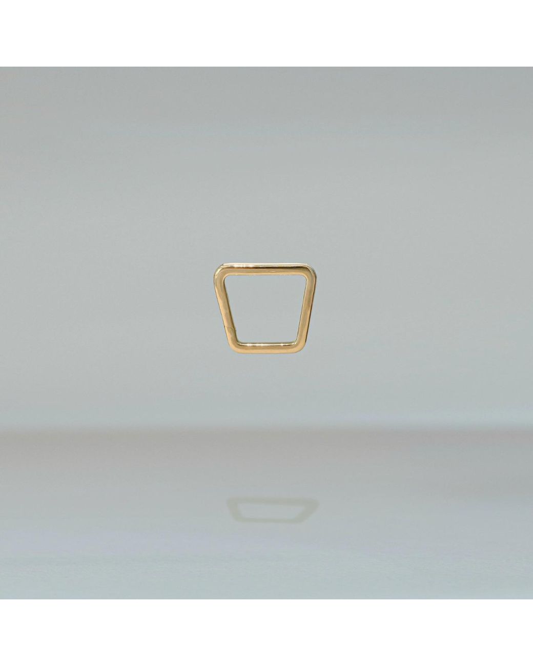 Onia White Spore Enamel Trapezoid Lock