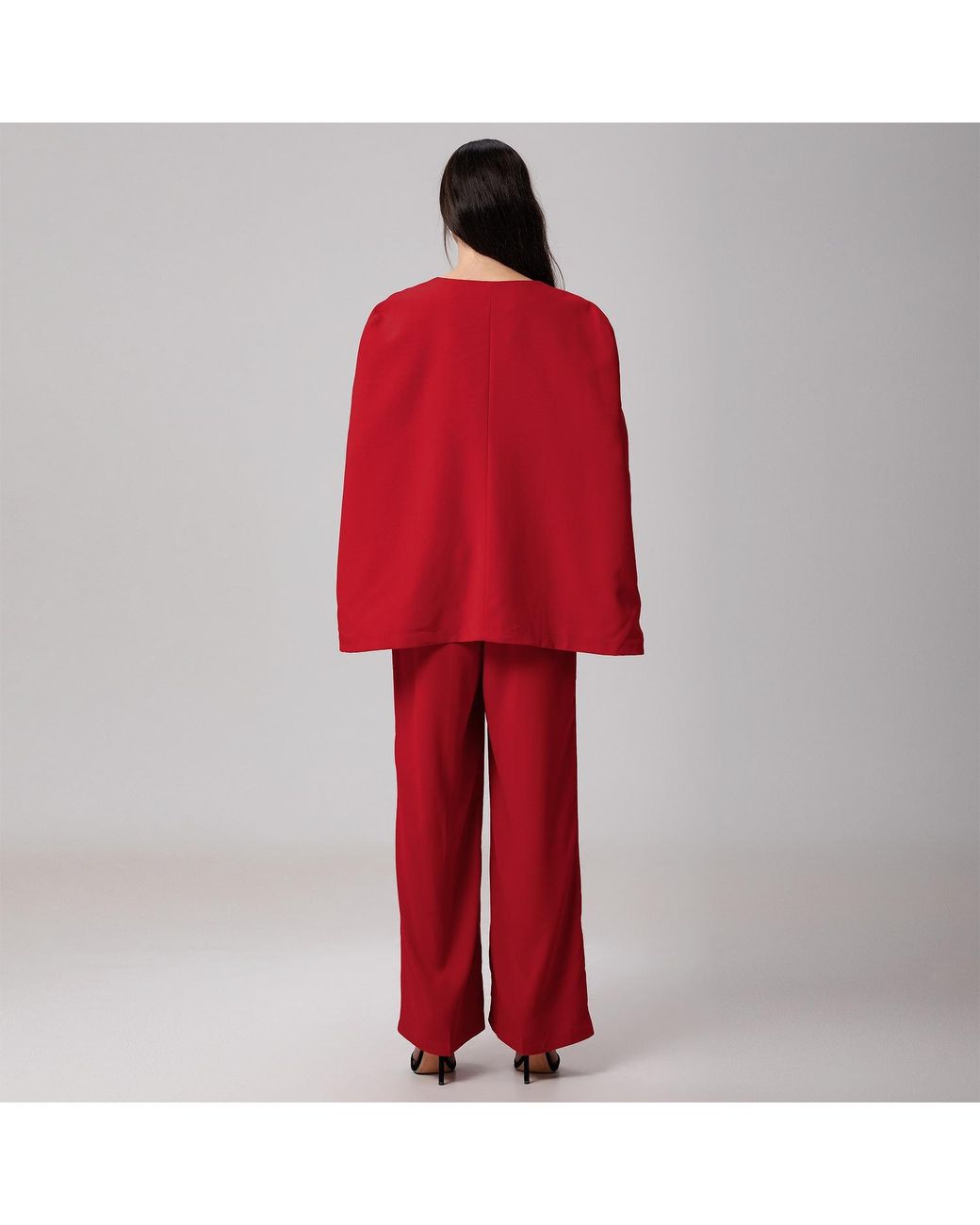 Smart and Joy Red Minimalist Evening Cape